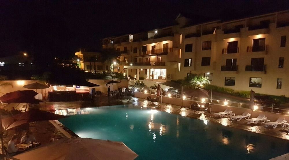 Palm Spring Resort Monróvia Exterior foto